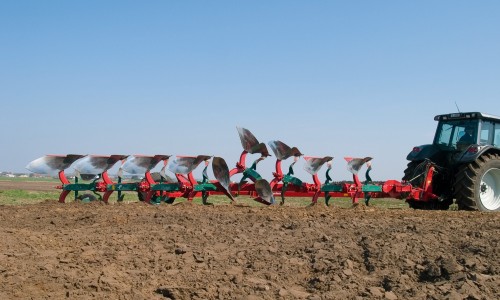 Квернеланд Груп СНГ планирует увеличить продажи плугов Kverneland через Росагролизинг